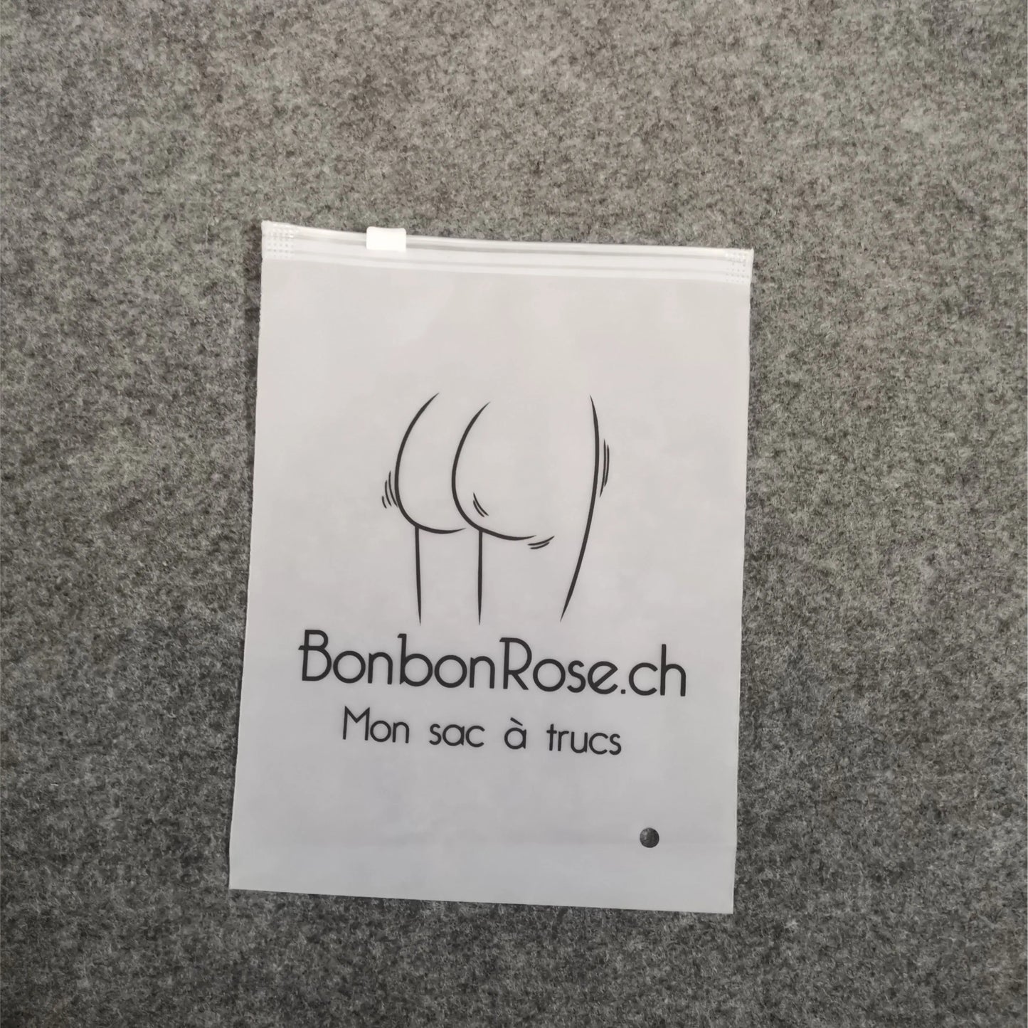 Biodegradable and environmentally friendly custom printed plastic packaging, frosted zipper bags, clothing packaging bags