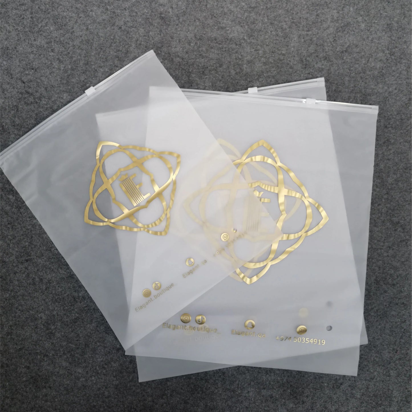 Biodegradable and environmentally friendly custom printed plastic packaging, frosted zipper bags, clothing packaging bags