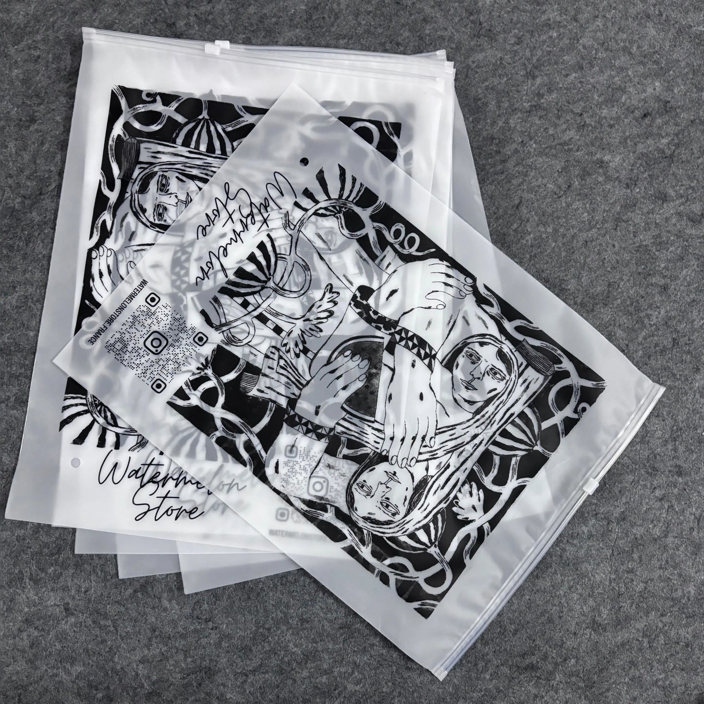 Biodegradable and environmentally friendly custom printed plastic packaging, frosted zipper bags, clothing packaging bags