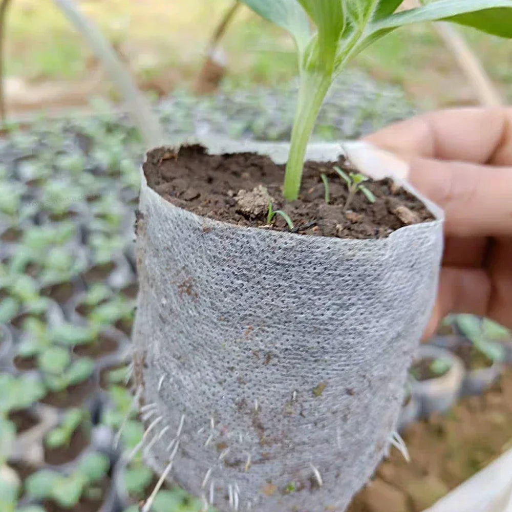 Eco-Friendly Biodegradable Nursery Bags for Plant Growth - Set of 100 Non-woven Fabric Seed Sowing Flower Pots Gardening Tools